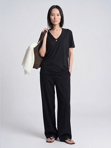 футболка TOTEME 253-WRT0527-FB0447-001