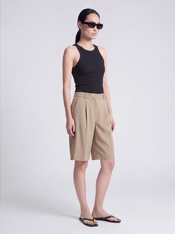 шорты TOTEME 262-WRB0455-FB0475-079 цвет бежево-серый