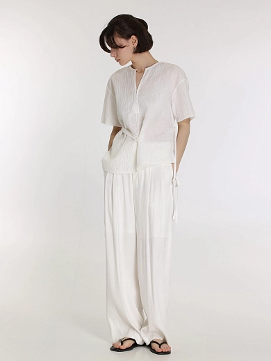 брюки Umarmung UM261APT104