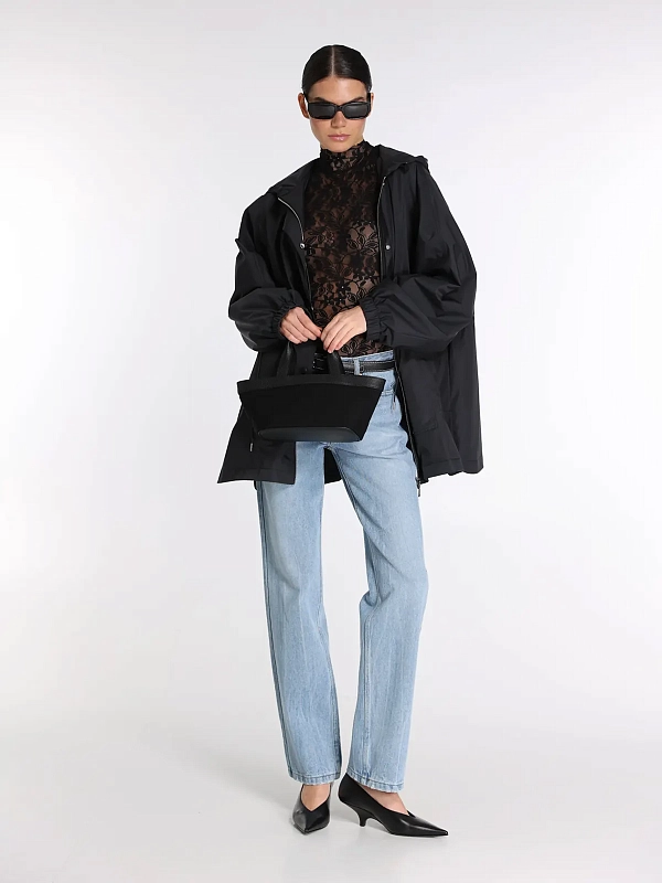 парка Yves Salomon 26EFV03373L04W цвет черный