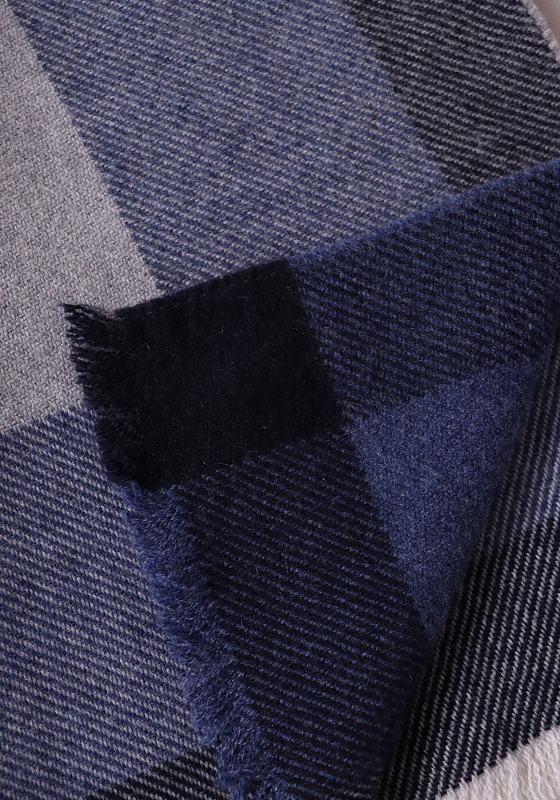 Brunello Cucinelli шарф MSC640AG