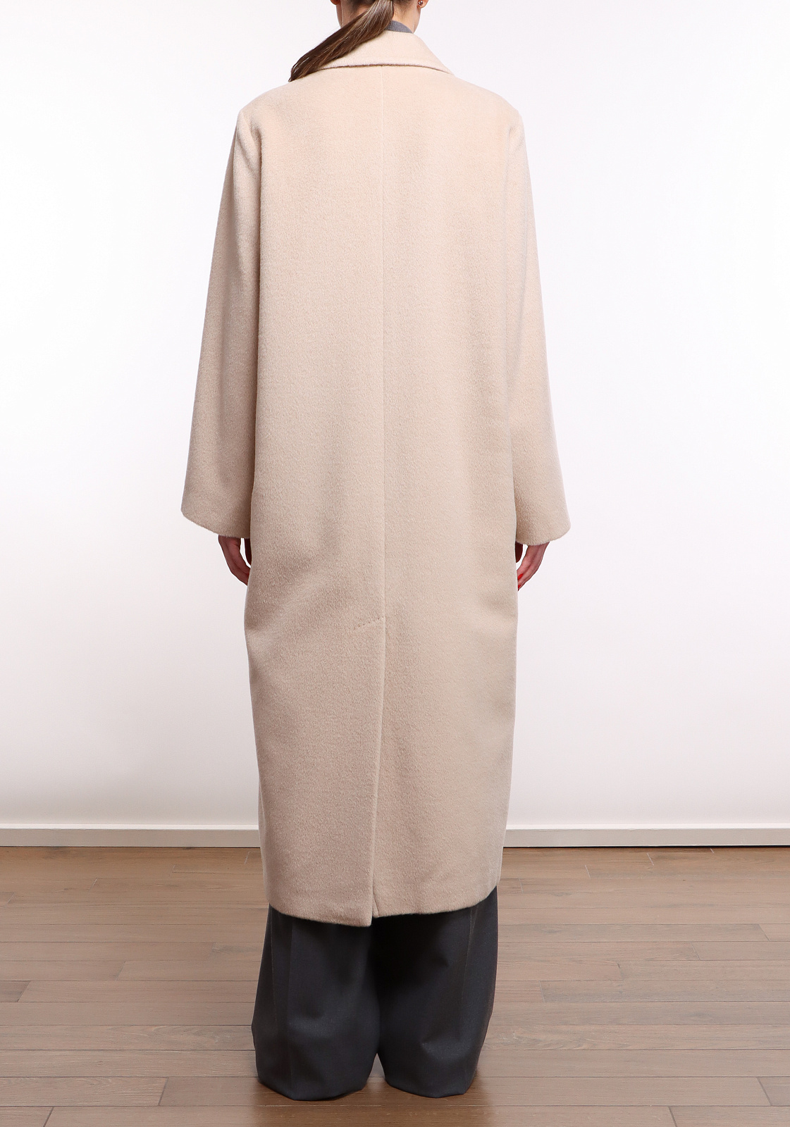 Weekend Max Mara ZUFOLO コート Пальто Max Mara Weekend ZUFOLO цвет черный - купить в
