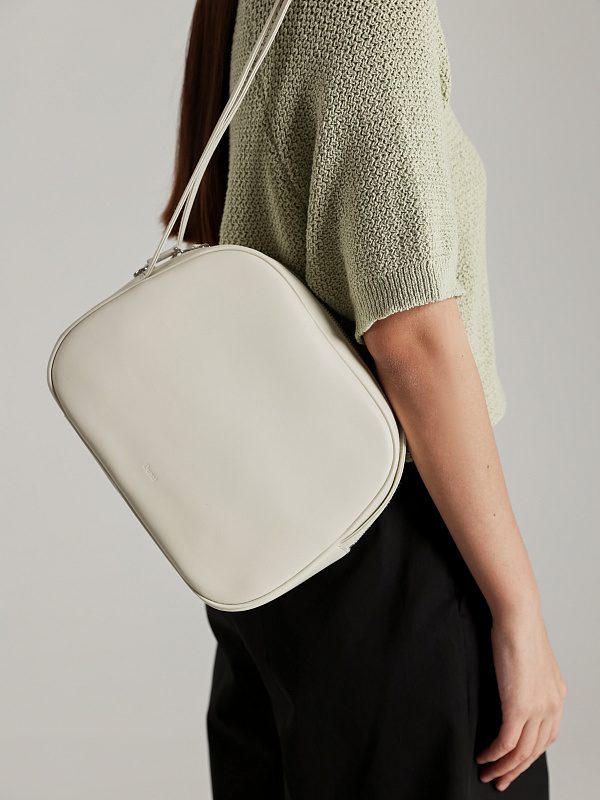 Dunst сумка UDBA3E204CR