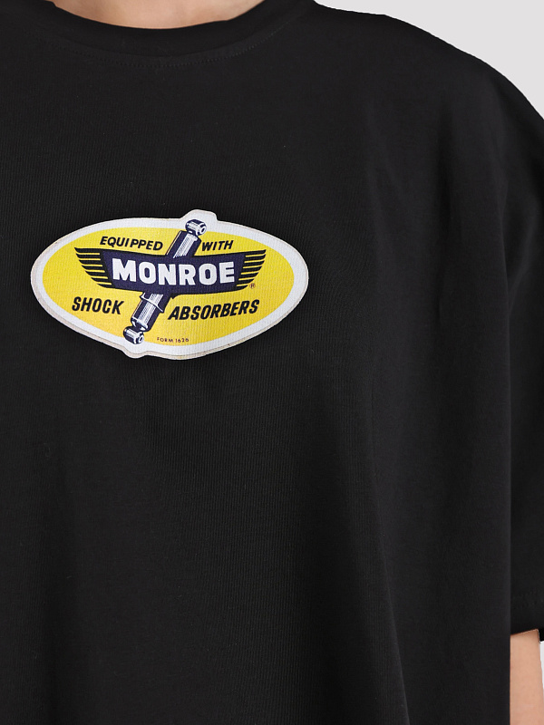 ILLUЖN футболка MONROE