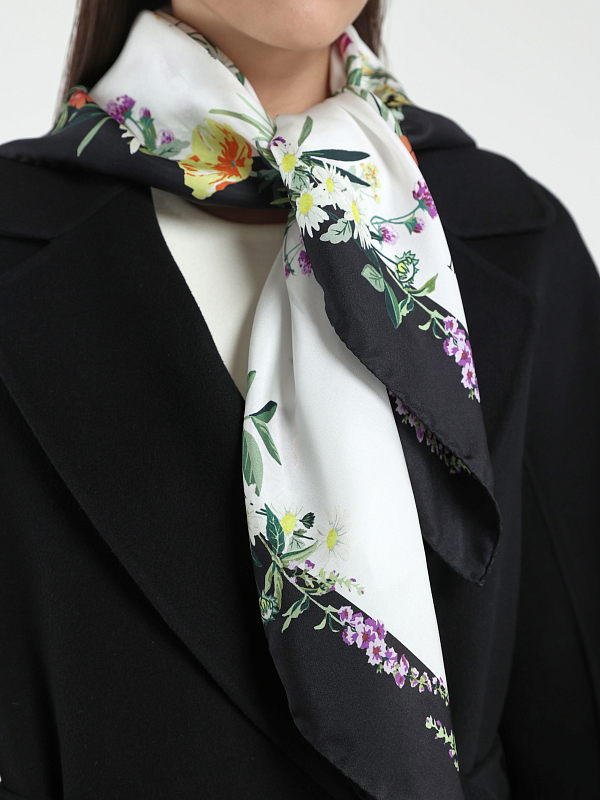 Max Mara палантин CARRE90