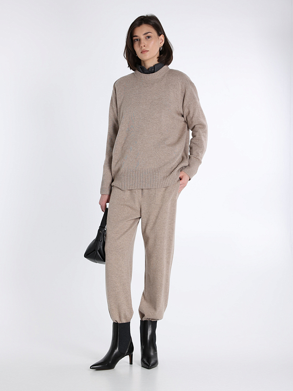 джемпер трикотажный Brunello Cucinelli M12723000 цвет бежевый