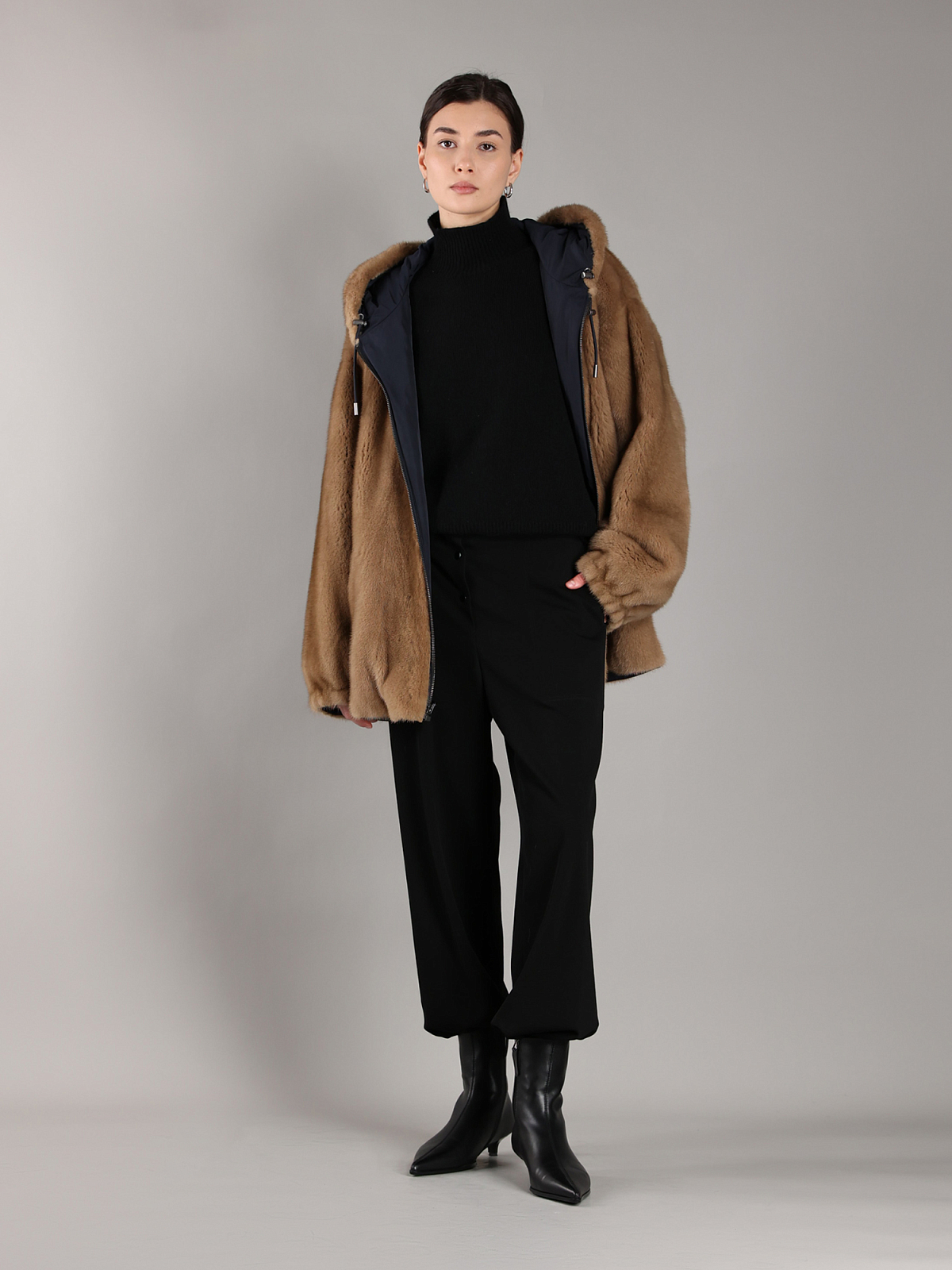 Yves Salomon 25WFV03777A22X online fashion.ru