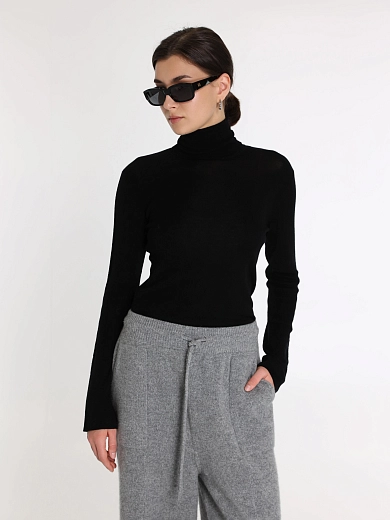 водолазка Umarmung UM253APO03