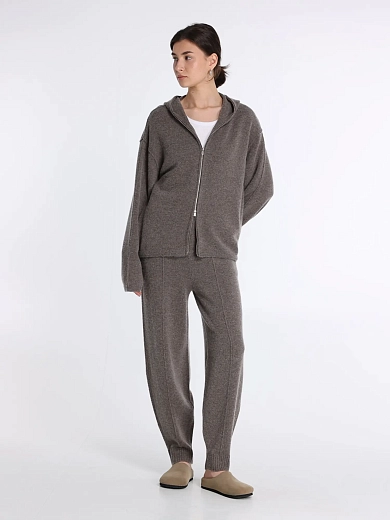 брюки трикотажные Umarmung UM253APT09