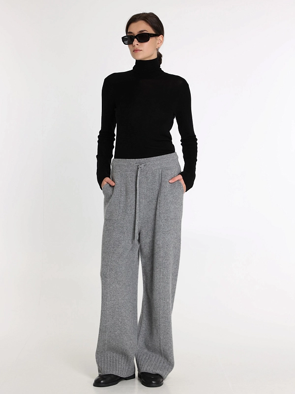 Umarmung водолазка UM253APO03