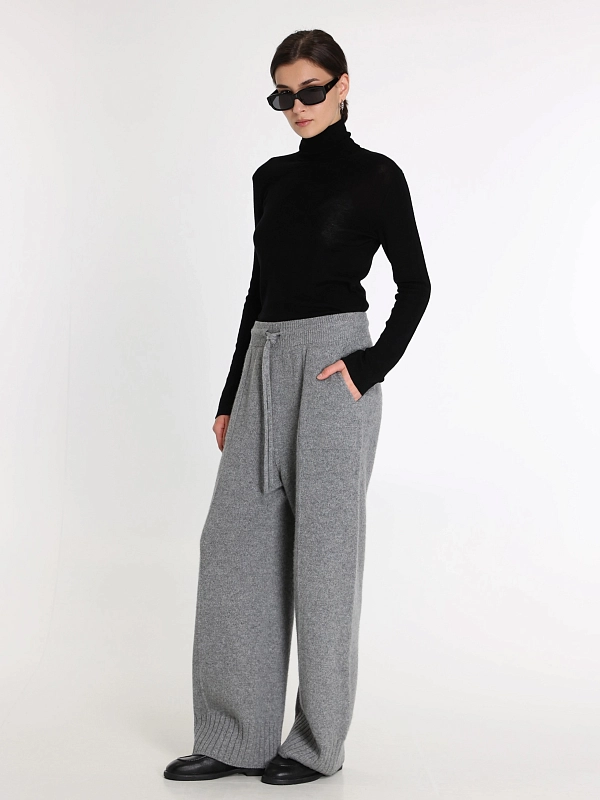 Umarmung водолазка UM253APO03