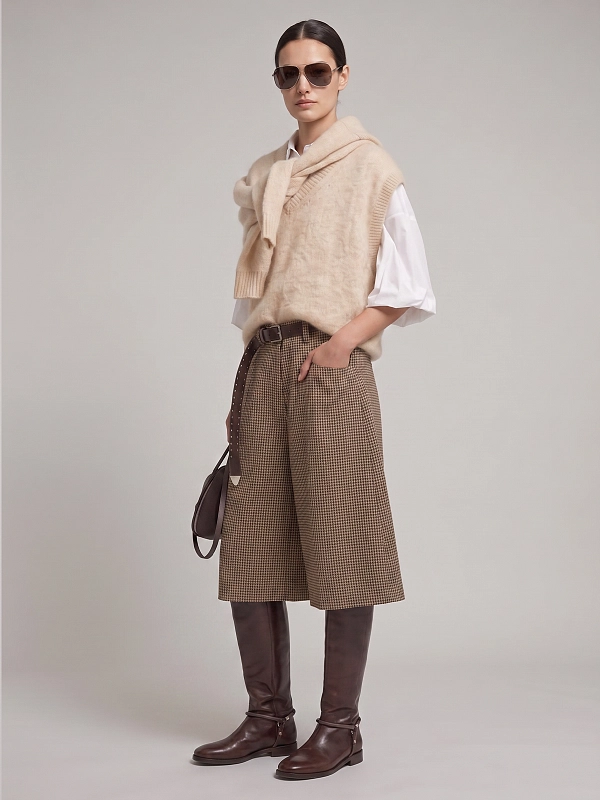 жилет трикотажный Brunello Cucinelli MLC349312P цвет бежевый