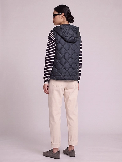 жилет пуховый Max Mara MTCTREFA