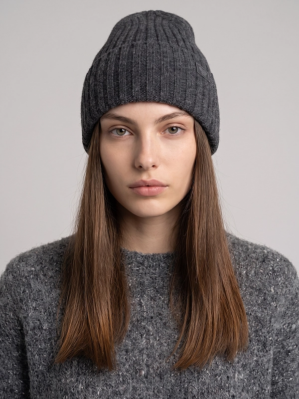 шапка Max Mara Weekend WKARITMO цвет темно-серый